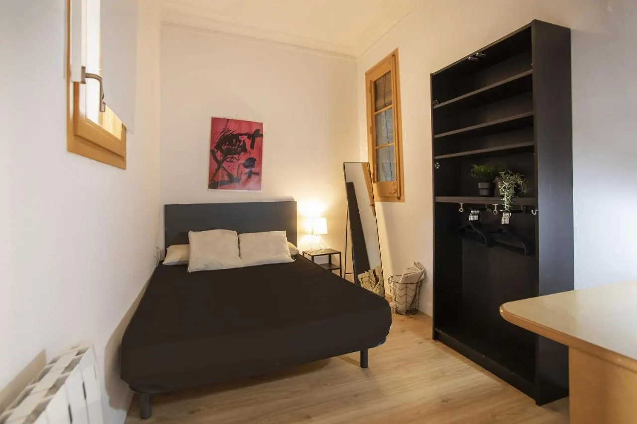 P2SAL11 - Elegant Apartment in Carrer de Salinas Barcelone 0*,  Espagne