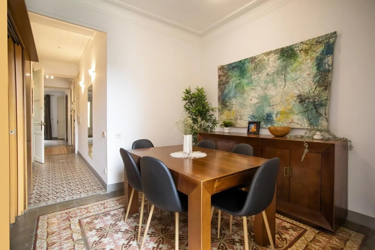 P2Sal1071- Elegant Apartment In Carrer De Salinas Βαρκελώνη Ισπανία