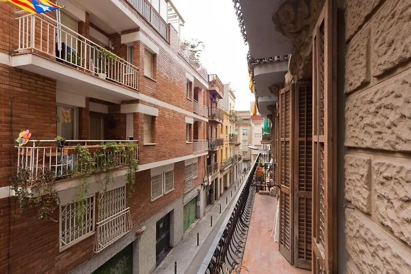 P2Sal1071- Elegant Apartment In Carrer De Salinas Βαρκελώνη